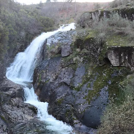 Quinta Da Riba Ma Kır Evi *