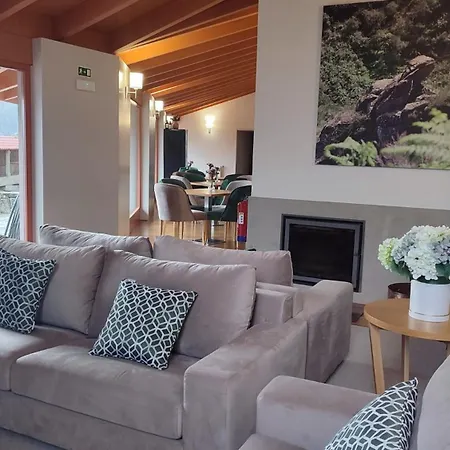 Εξοχικό σπίτι Quinta Da Riba Ma Santa Leocadia (Braga)